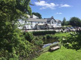 Two Bridges Hotel, hotel with parking in Two Bridges