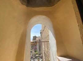 La Torre della Piramide, hotel in Pitigliano