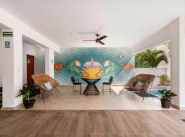 Vela's Condos Ocean Front, Ferienwohnung mit Hotelservice in Puerto Morelos