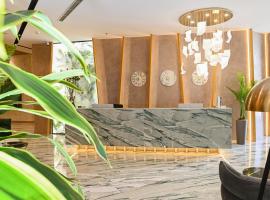 White Hill Hotel, SPA & Conferences, hotel in Durrës