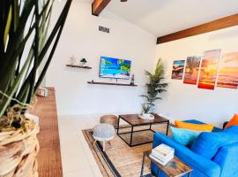 Coco Bay Vacation Condos, serviced apartment in Fort Lauderdale
