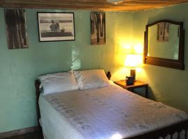 Seafarer Inn and Cottages, отель типа «постель и завтрак» в городе Олд-Орчард-Бич