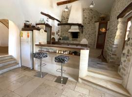 La Maison de Vergol, holiday rental in Montbrun-les-Bains