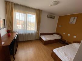 Han Km 17, hotel v destinaci Jucu de Mijloc