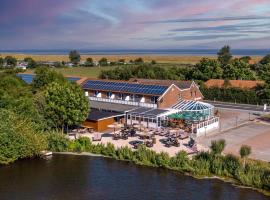 Hotel Nordstern, ξενοδοχείο με υδρομασάζ σε Neuharlingersiel