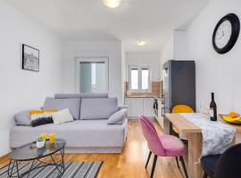 Apartment RoNi + besplatan parking