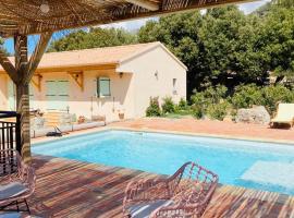 Villa de standing, piscine chauffée,Balagne, Pietralba, Hotel in Pietralba