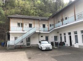 Hotel Garni Rabennest, hotel v destinaci Braubach