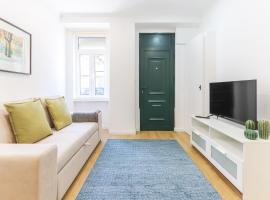 Vita Portucale ! Stylish Apartment Campo Ourique, hotel in Lisbon