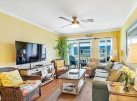 Oceanside 306-B, hotel in Isle of Palms