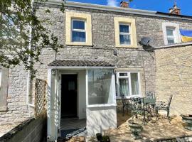 Number 8 Clandown, cottage in Radstock