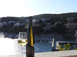 Apartman Aurora, Hotel in Čara