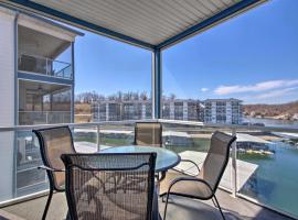 Boat Slip, Views Waterfront Lake Ozark Condo!, hotel a Lake Ozark