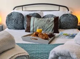 Brewsters by Spires Accommodation close to A38 and at the gate way to Derbyshire