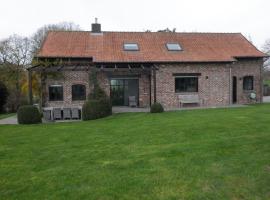 Vakantiehuis Montezicht in de groene heuvels van Dranouter, hotel v destinaci Heuvelland