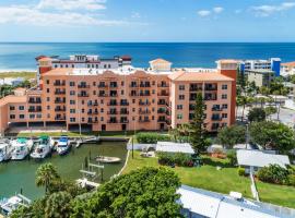 Madeira Bay Resort II by Travel Resort Services, complexe hôtelier à St. Pete Beach