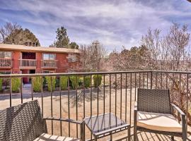 Prescott Condo Less Than 1 Mi to Whiskey Row Pets Welcome、プレスコットのアパートメント