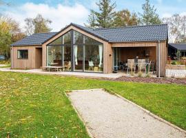 7 person holiday home in V&aelig;ggerl&oslash;se-By Traum, villa em B&oslash;t&oslash; By