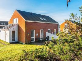 6 person holiday home in Rømø-By Traum โรงแรมในSønderby