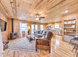 Scenic Murphy Escape with Hot Tub and Fire Pit!