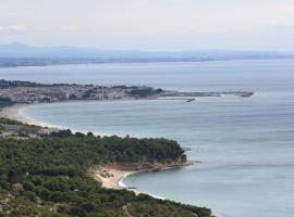 Precioso apartamento en L'hospitalet de l'infant, hotel in Hospitalet de l'Infant