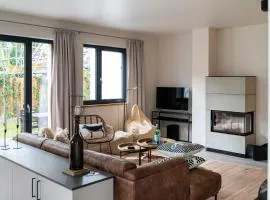 Wellnesshaus "Strandflieder" mit Sauna, Kamin & Terrasse - ruhig & stilvoll in Zingst