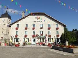 Logis Le Relais de Thézillieu, hotel v destinaci Thézillieu