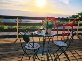 Sunset B&B, ξενώνας σε Ein Kinya