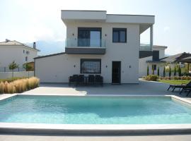 Luxury Villa Plaka Litochorou with Pool