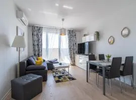 Flexible SelfCheckIns 32 - Zagreb - Garage - Electric vehicle ccharger - Big Loggia - New - Apartments Repinc 32