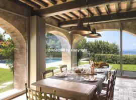 Luxury Villa Among Vineyards, πολυτελές ξενοδοχείο στο Αρέτσο
