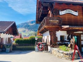 Almhütte zwei Welten, hotel in Obervellach