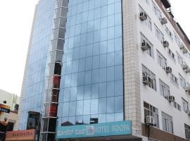 Hotel Roopa, hotel in Mysore