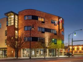 Best Western Plus Philadelphia Airport South - at Widener University, hotel em Chester
