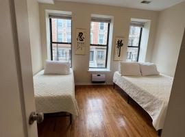 3 Bedroom Harlem Apartment, hôtel à New York Mills