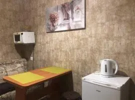 Однокімнатна квартира поруч з залізничним вокзалом