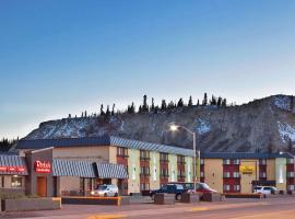 Quality Inn & Suites, hotel en Whitehorse