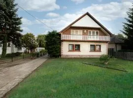 Vadkacsa apartmanház medencével