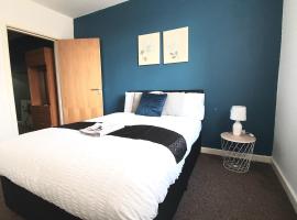 Salford Ark Comfort Stays near Salford Royal and Trafford Centre, apartment in Manchester