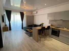 Mirage Sea Breeze Apartment