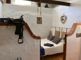 Casinha da Lareira - Quintinha dos Cavalos- Arruda dos Vinhos, accommodation in Arruda dos Vinhos