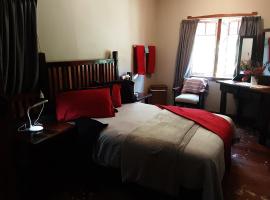 Share our home farm stay, lavprishotell i Ruawaro