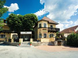 Viesnīca Hotel Kaiser Franz Josef pilsētā Rohr im Gebirge