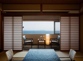 Privāta brīvdienu naktsmītne Awaji International Hotel The Sunplaza pilsētā Sumoto