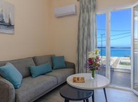 BigBlue luxury apartments, hotel cerca de Playa de Poros, Poros