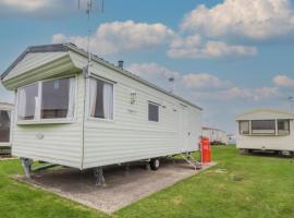 Willerby Magnum, holiday home in Clacton-on-Sea