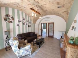 Casa Laura, hotel with parking in Corfinio