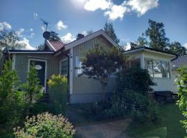 Mysig stuga i naturskönt område., vakantiewoning in Vetlanda