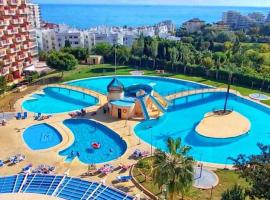 Aparthotel Minerva, family hotel in Benalmádena