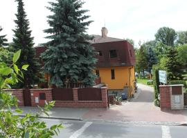 Pension Trojská, hotelli Prahassa